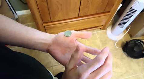 How_a_Magician_Makes_a_Coin_Disappear.png